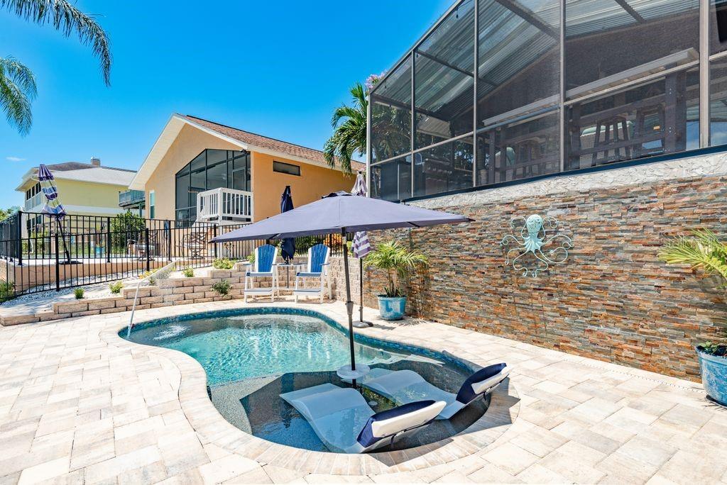 Listing photo id 31 for 6312 Spoonbill Drive