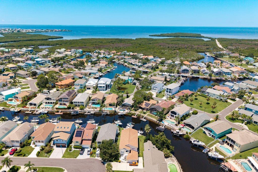 Listing photo id 49 for 6312 Spoonbill Drive