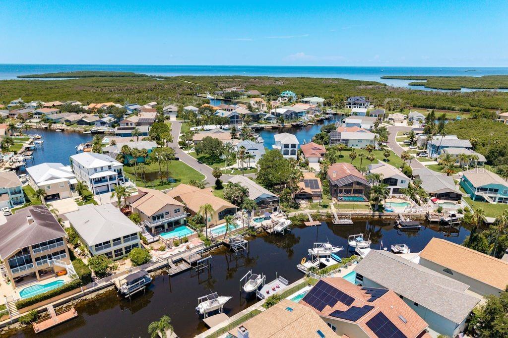 Listing photo id 50 for 6312 Spoonbill Drive