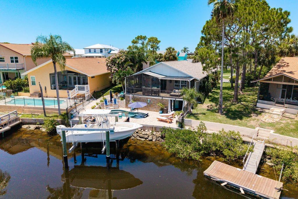 Listing photo id 53 for 6312 Spoonbill Drive