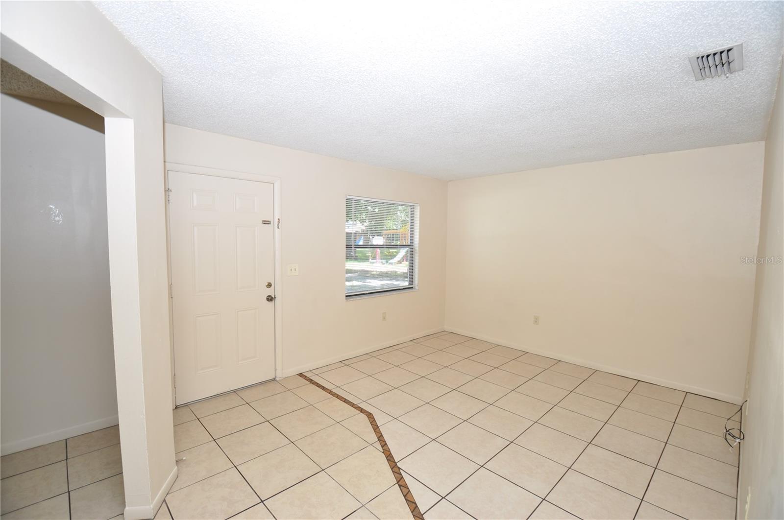 Image 6 of 13 For 3812 Deeson Road 1