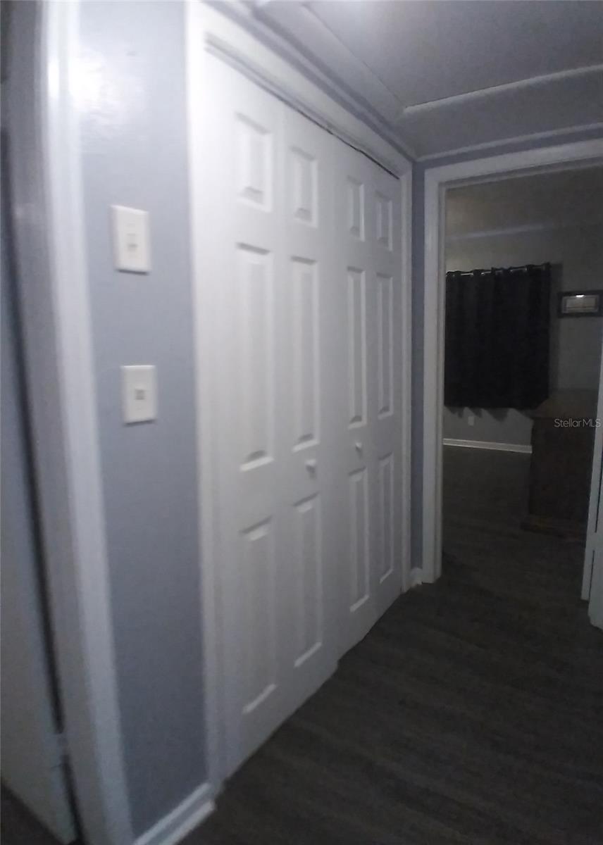 Image 13 of 19 For 411 Avenue A Se