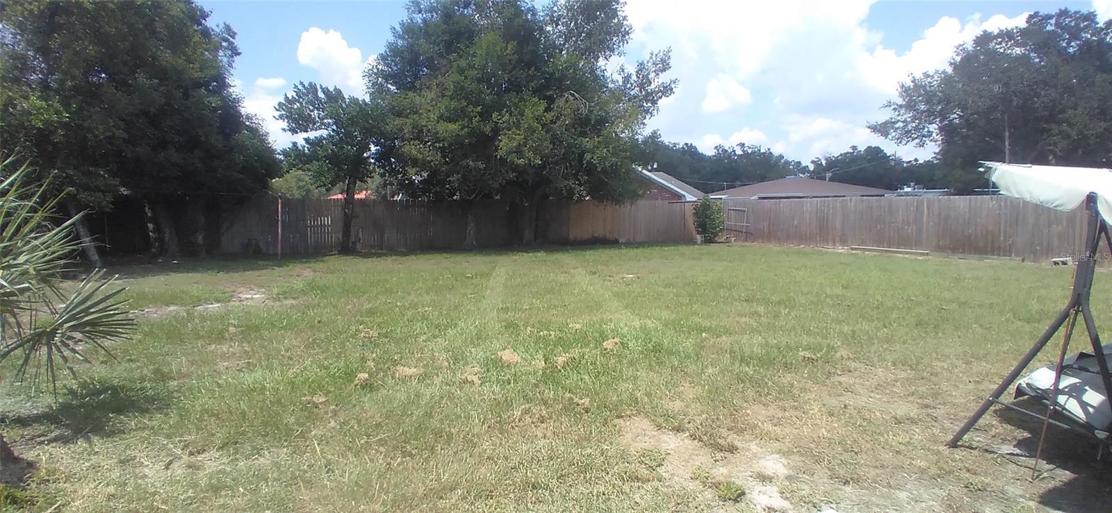 Image 15 of 19 For 411 Avenue A Se