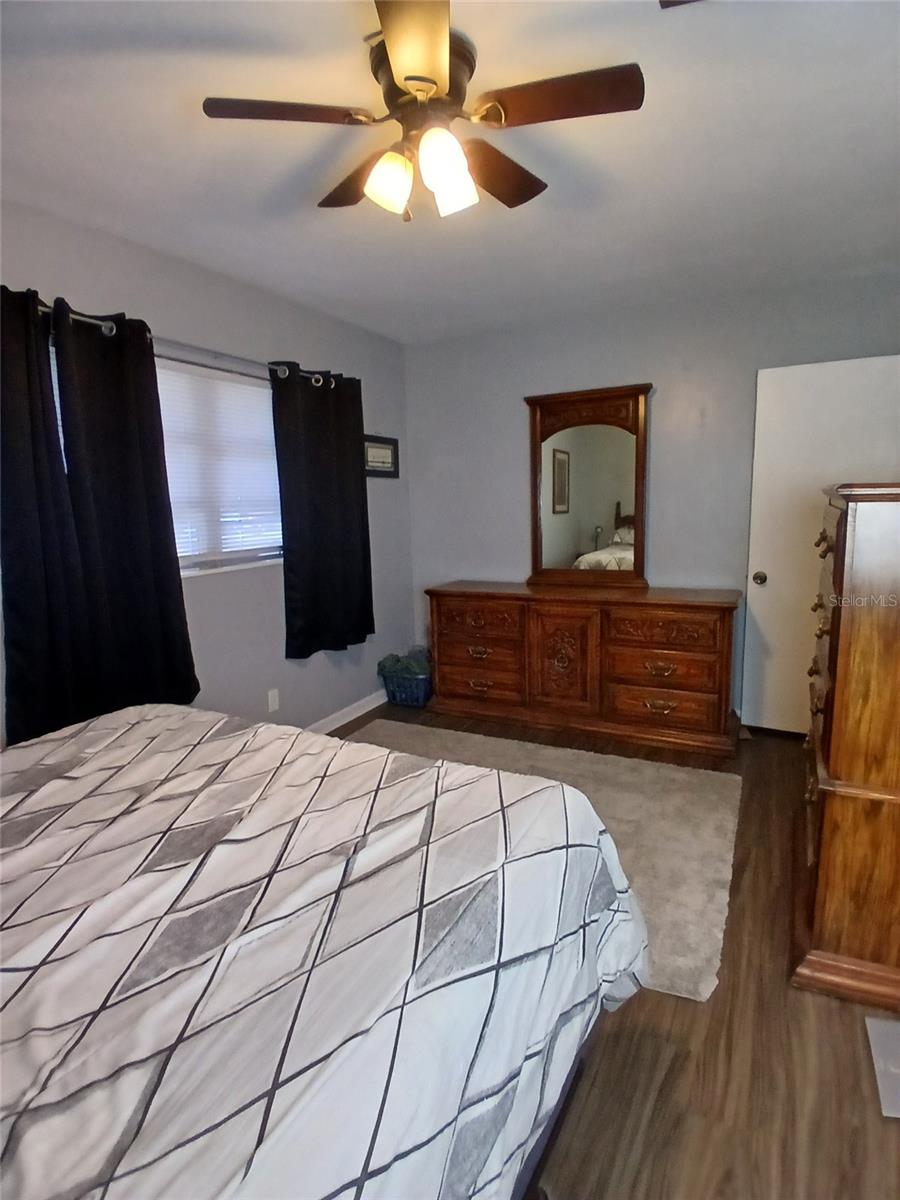 Image 19 of 19 For 411 Avenue A Se