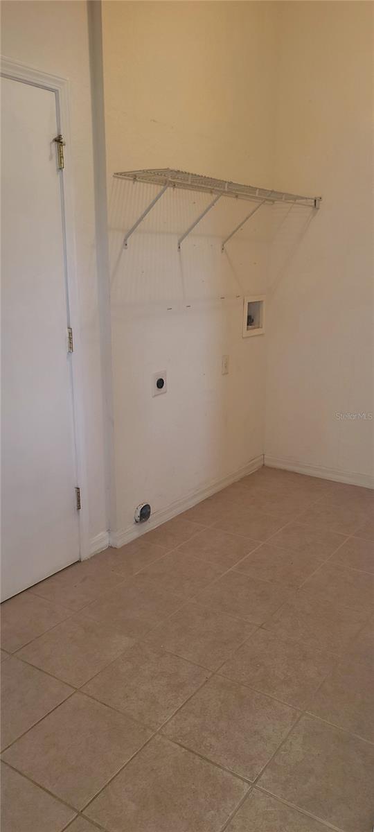 Image 15 of 21 For 3442 Stoneway Drive