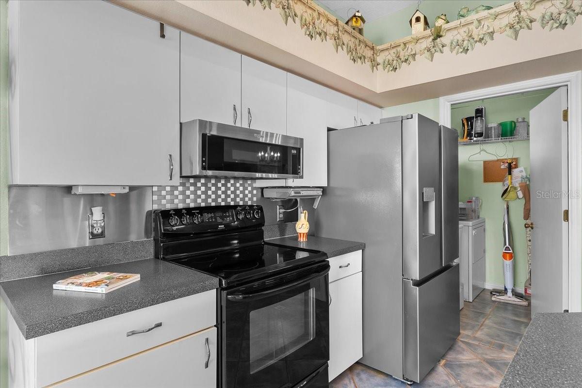Image 13 of 90 For 6004 Sanderling Drive