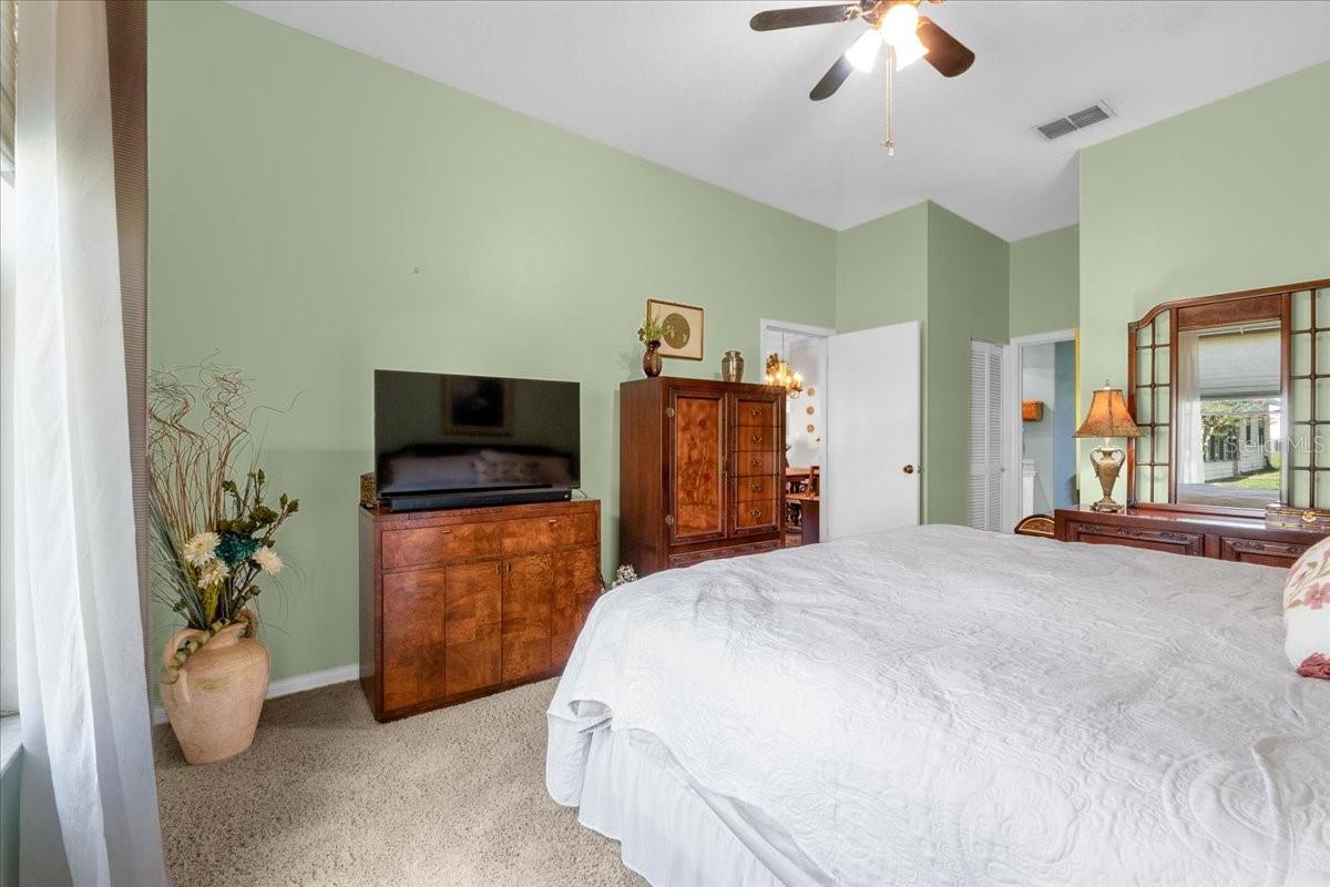 Image 17 of 90 For 6004 Sanderling Drive