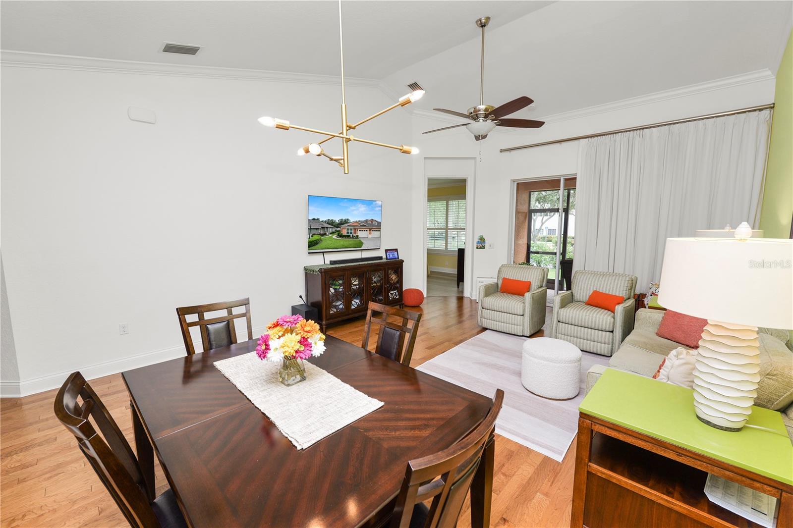 Image 17 of 44 For 2979 Mission Lakes Drive 12