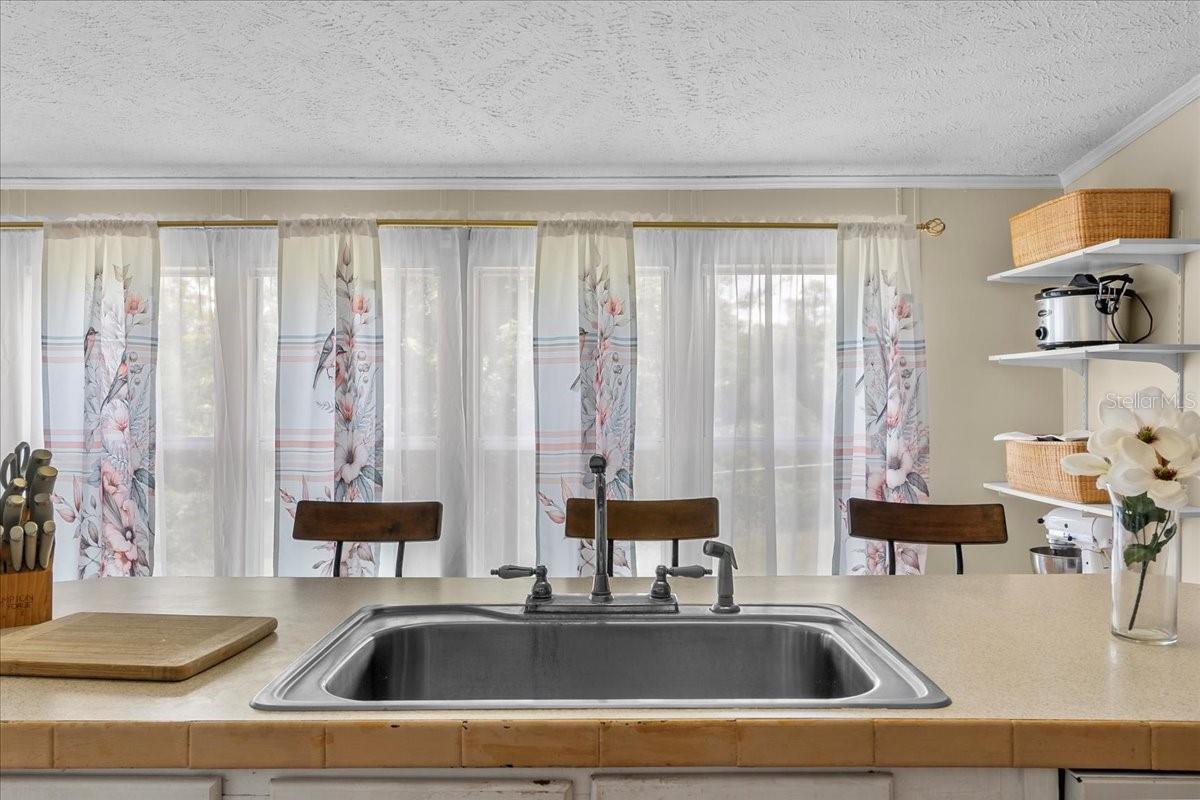 Image 12 of 47 For 483 Lindsey Drive