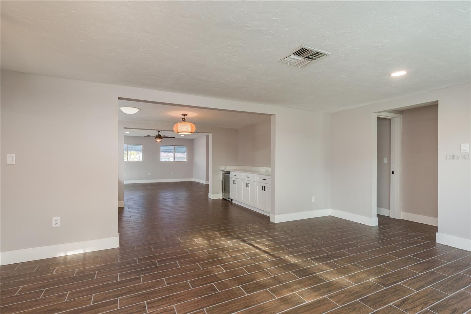 Image 5 of 54 For 4953 Blue Heron Drive