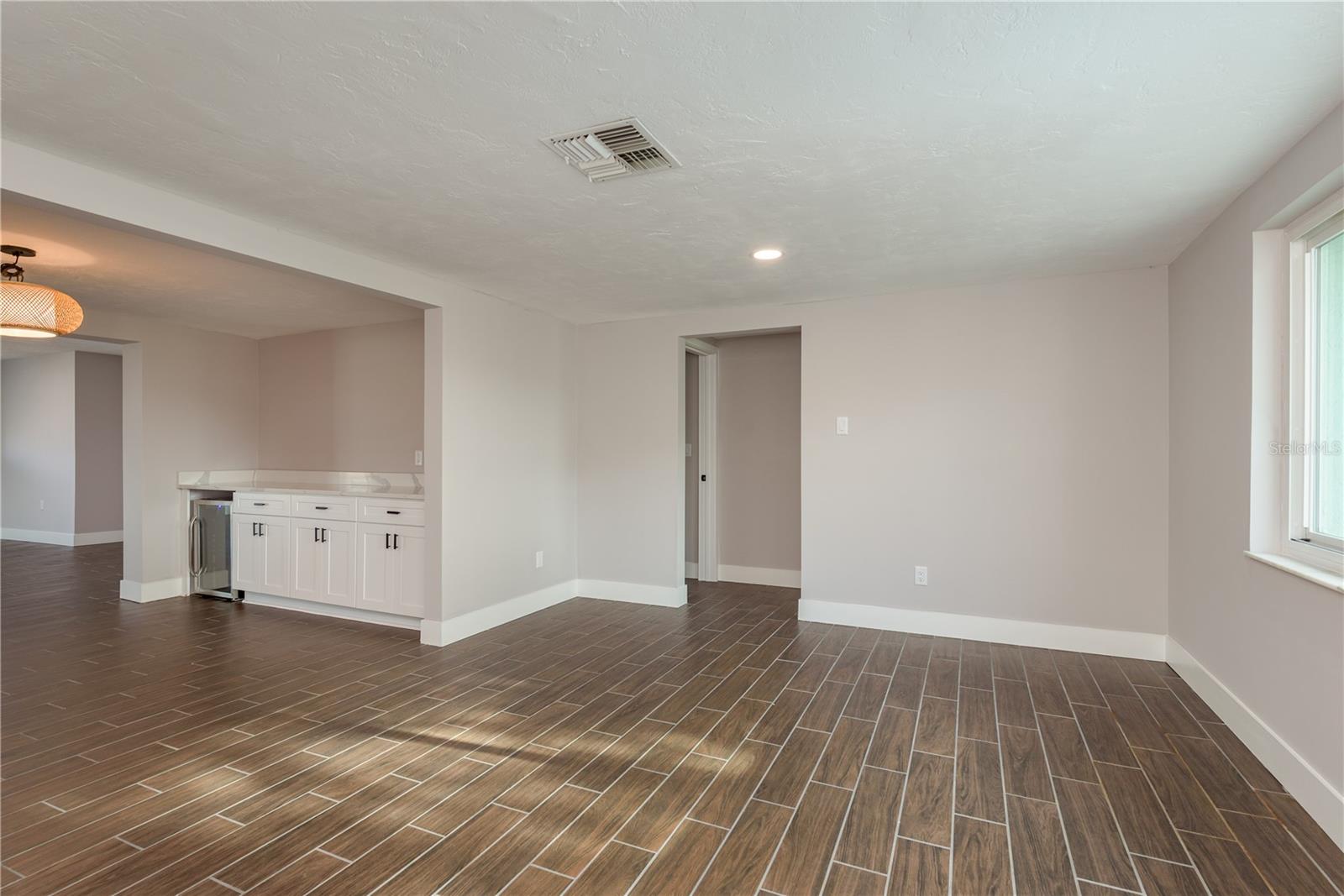 Image 6 of 54 For 4953 Blue Heron Drive