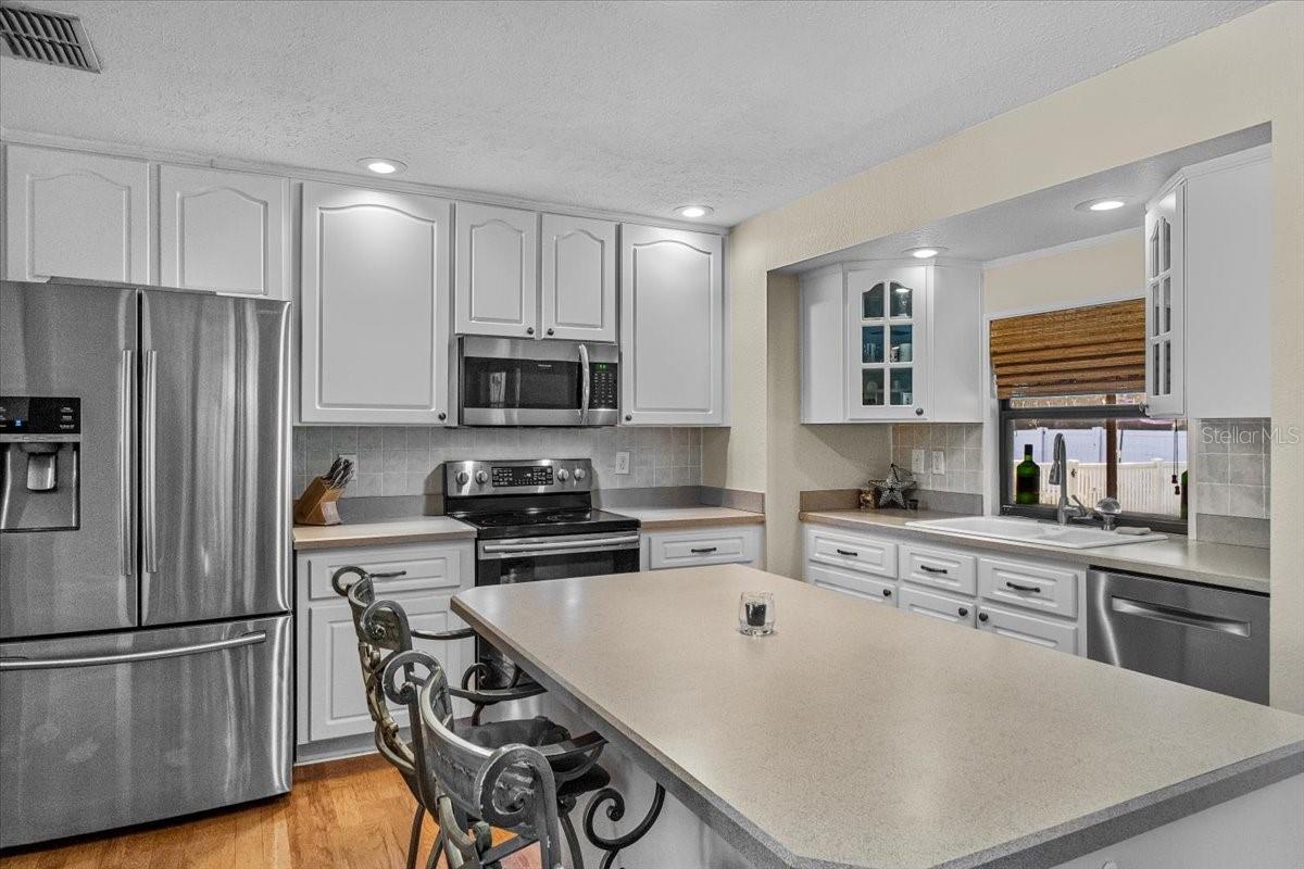 Image 15 of 54 For 1402 Clarkwood Drive