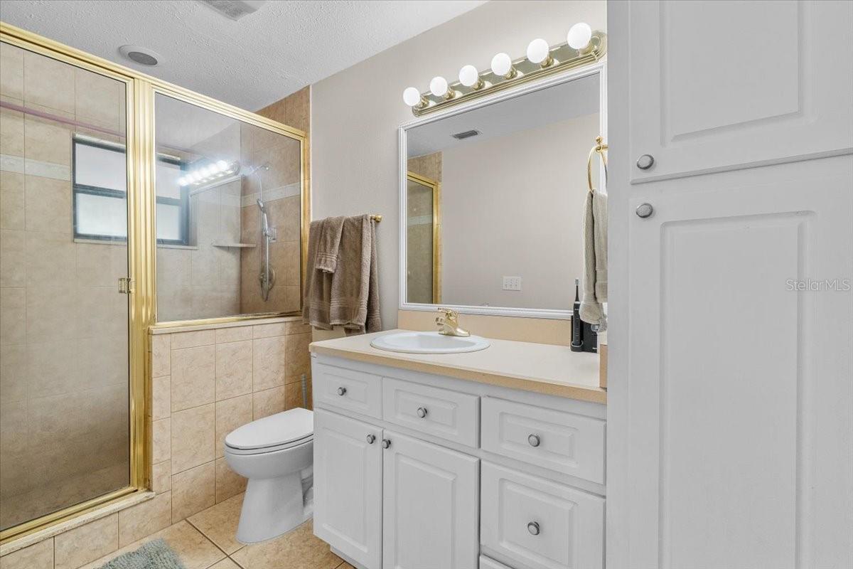 Image 19 of 54 For 1402 Clarkwood Drive