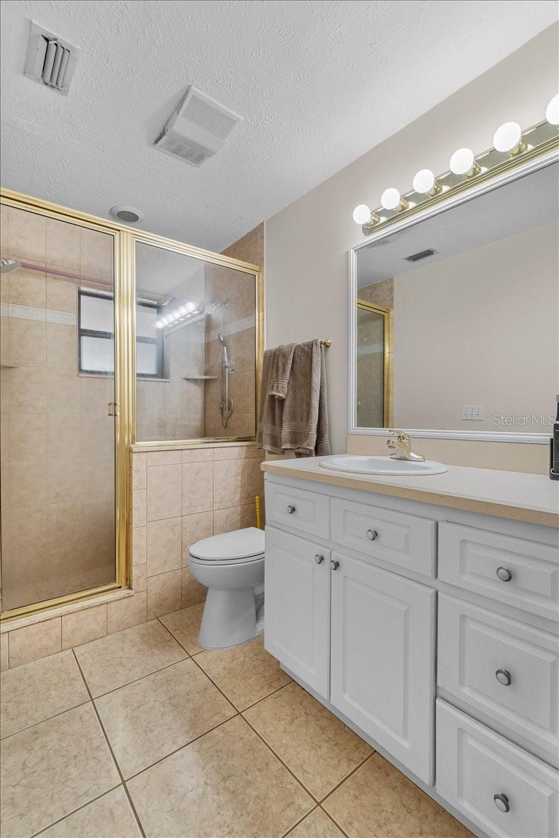 Image 20 of 54 For 1402 Clarkwood Drive