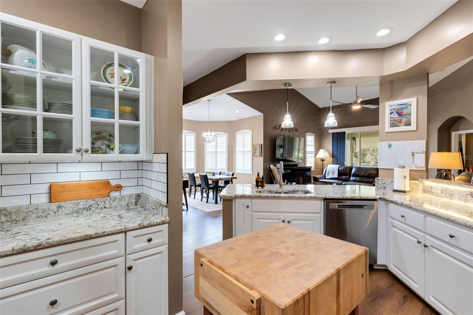 Image 17 of 56 For 532 Grasslands Village Circle N-a