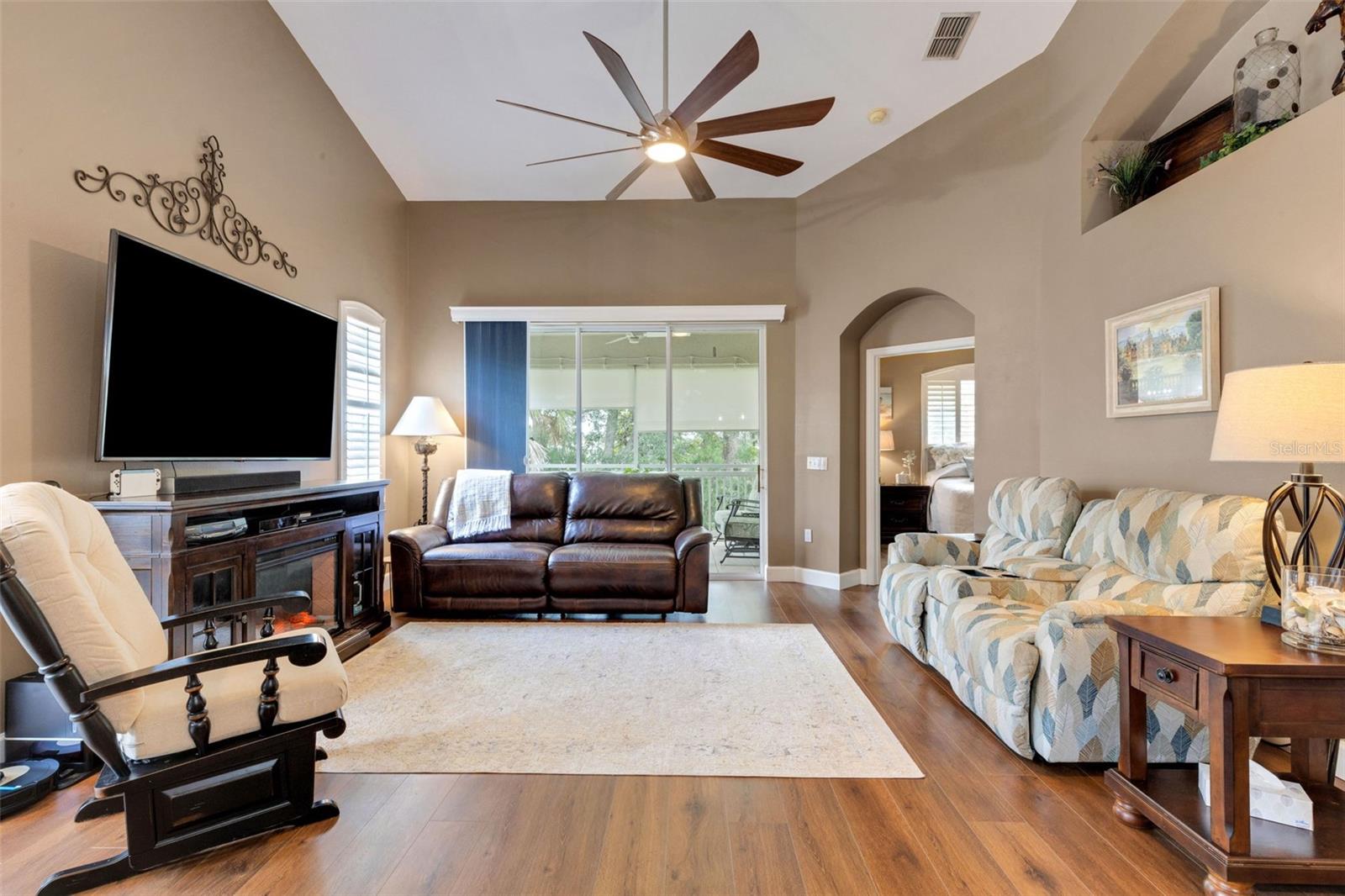 Image 7 of 56 For 532 Grasslands Village Circle N-a