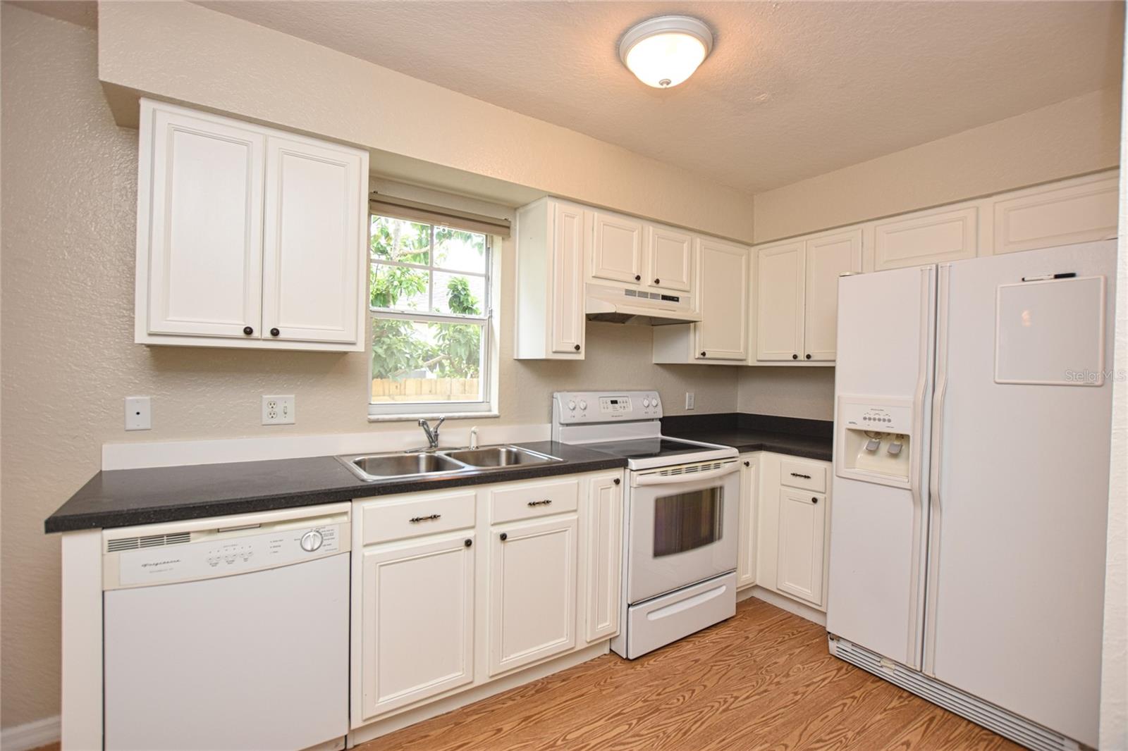 Image 2 of 23 For 302 Belmar Street