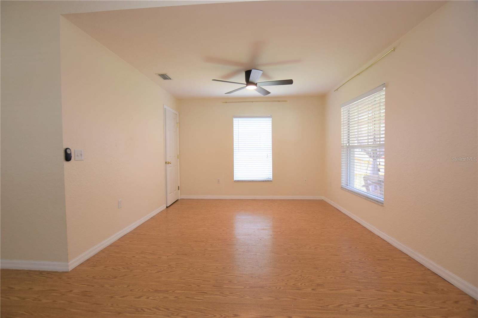 Image 8 of 23 For 302 Belmar Street