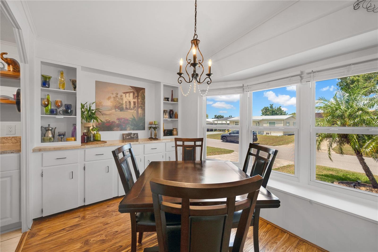 Image 10 of 41 For 4973 Foxwood Lake Drive