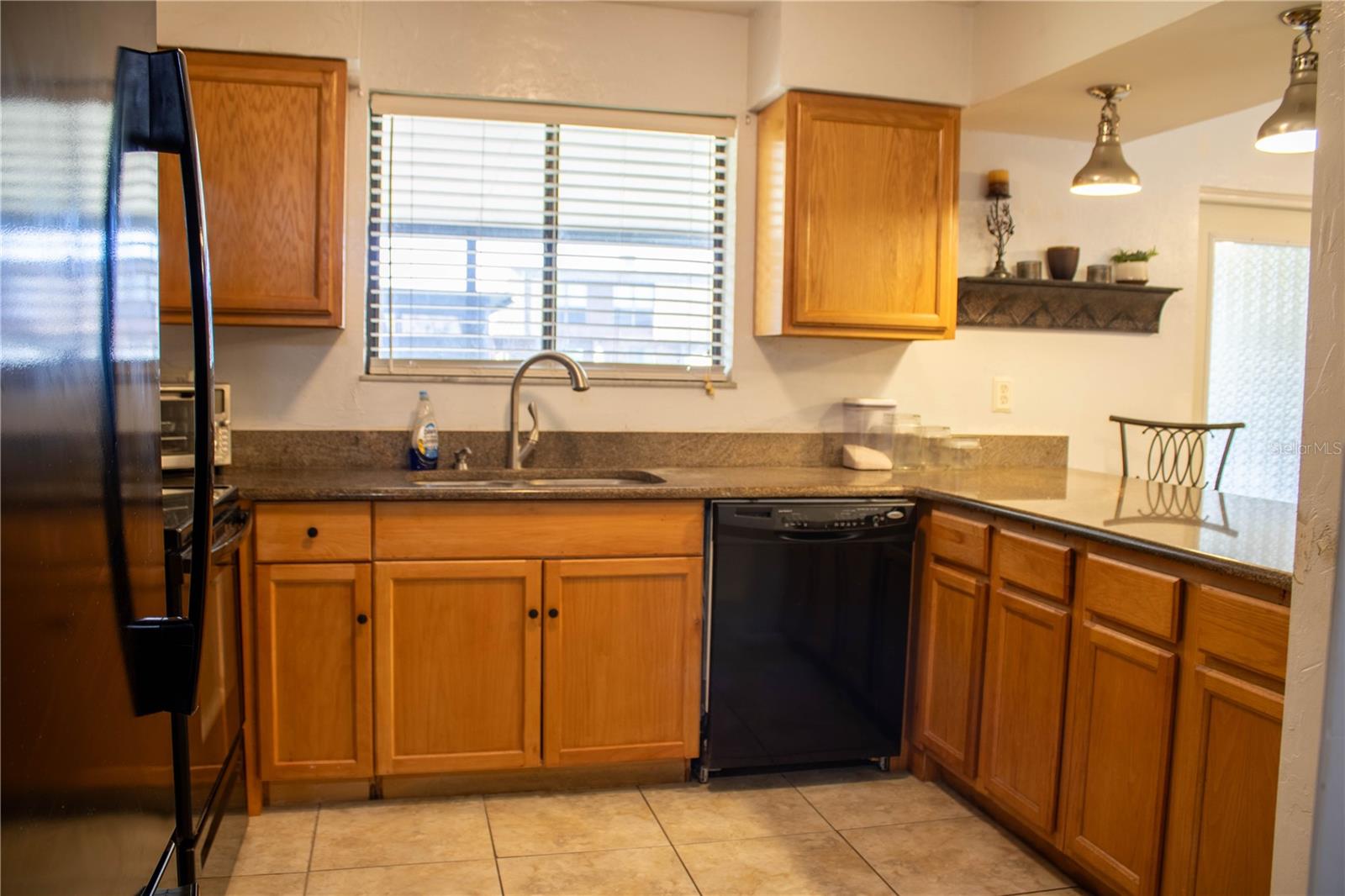 Image 11 of 31 For 1836 Crystal Lake Drive 95
