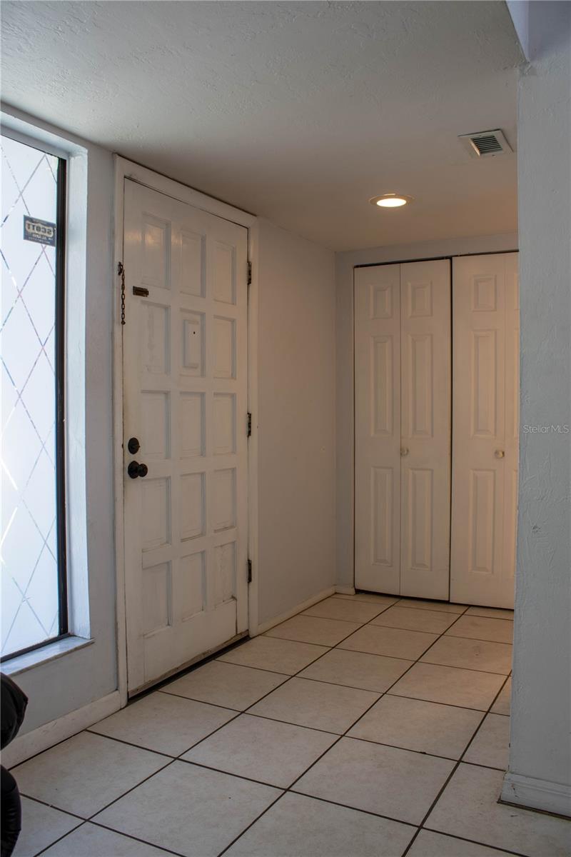 Image 2 of 31 For 1836 Crystal Lake Drive 95