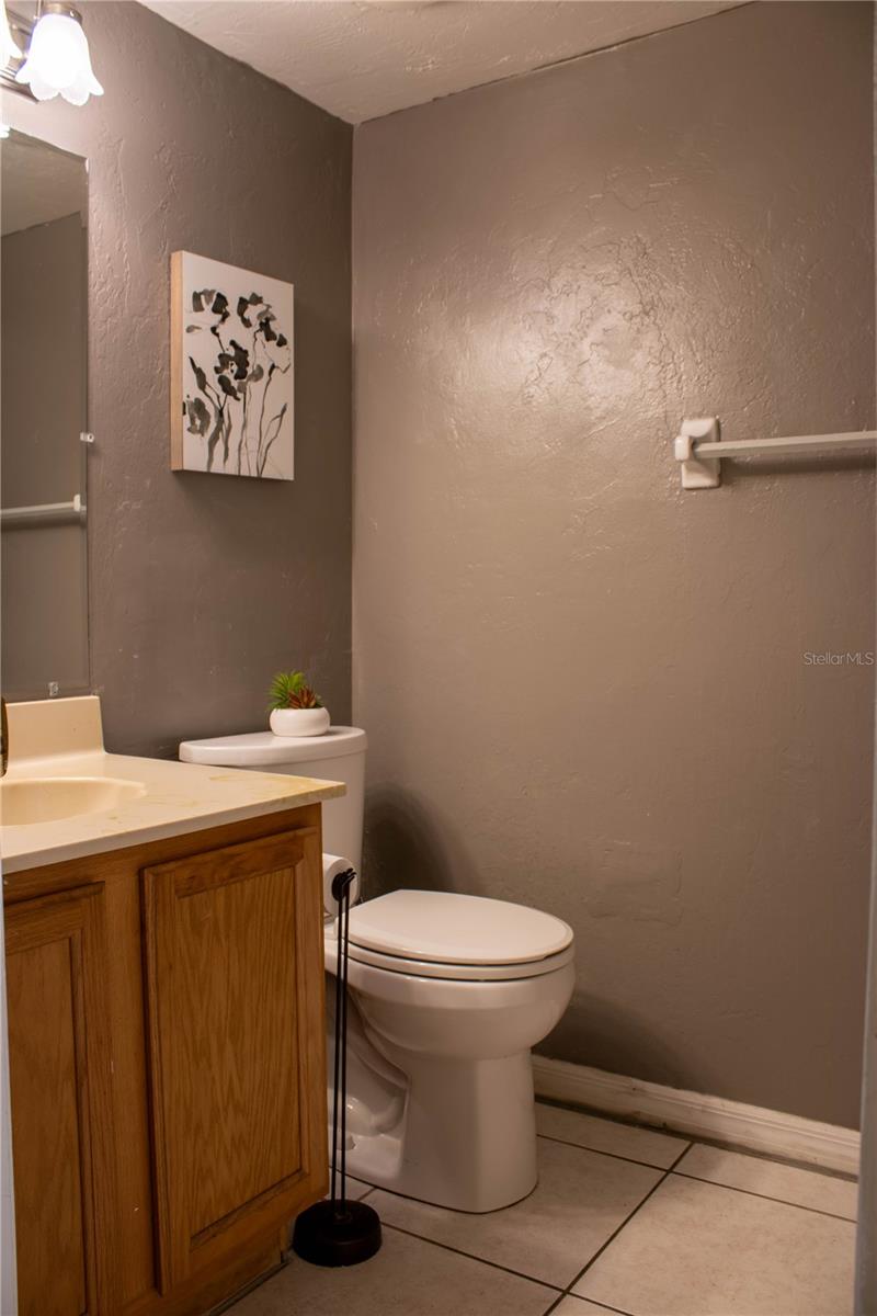 Image 3 of 31 For 1836 Crystal Lake Drive 95