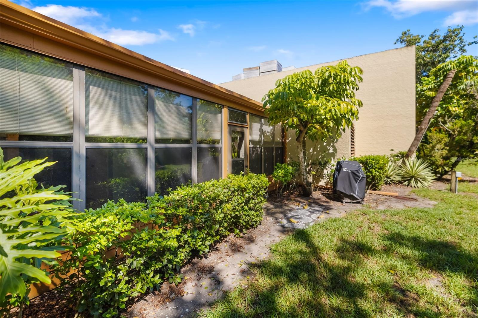 Image 41 of 58 For 135 Wild Palm Drive