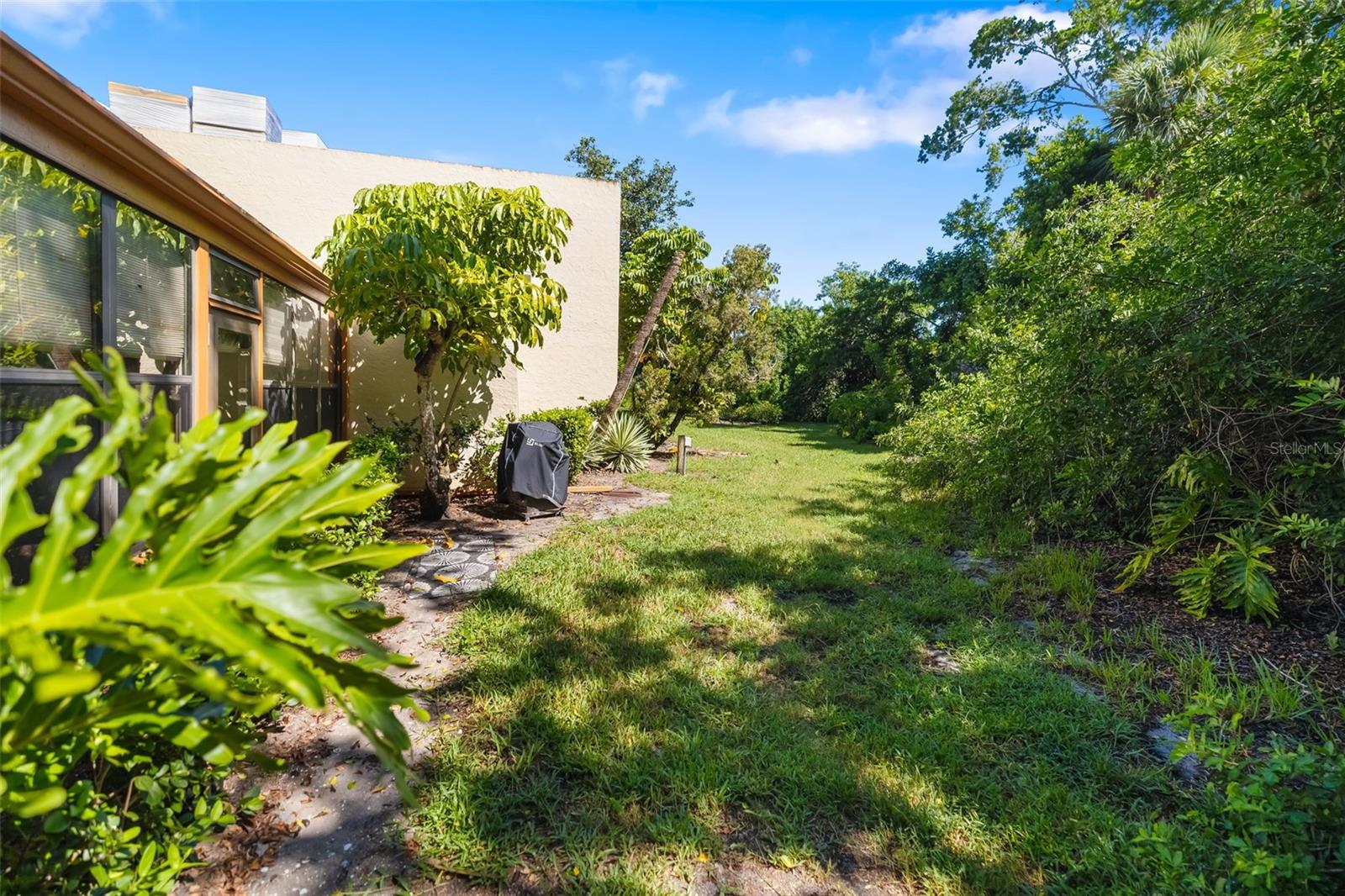 Image 42 of 58 For 135 Wild Palm Drive