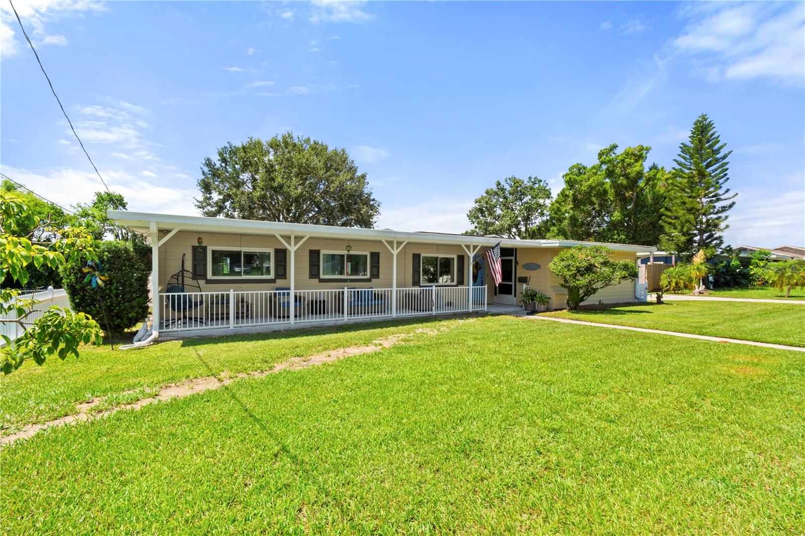 Details for 1530 Avenue C Ne, WINTER HAVEN, FL 33881