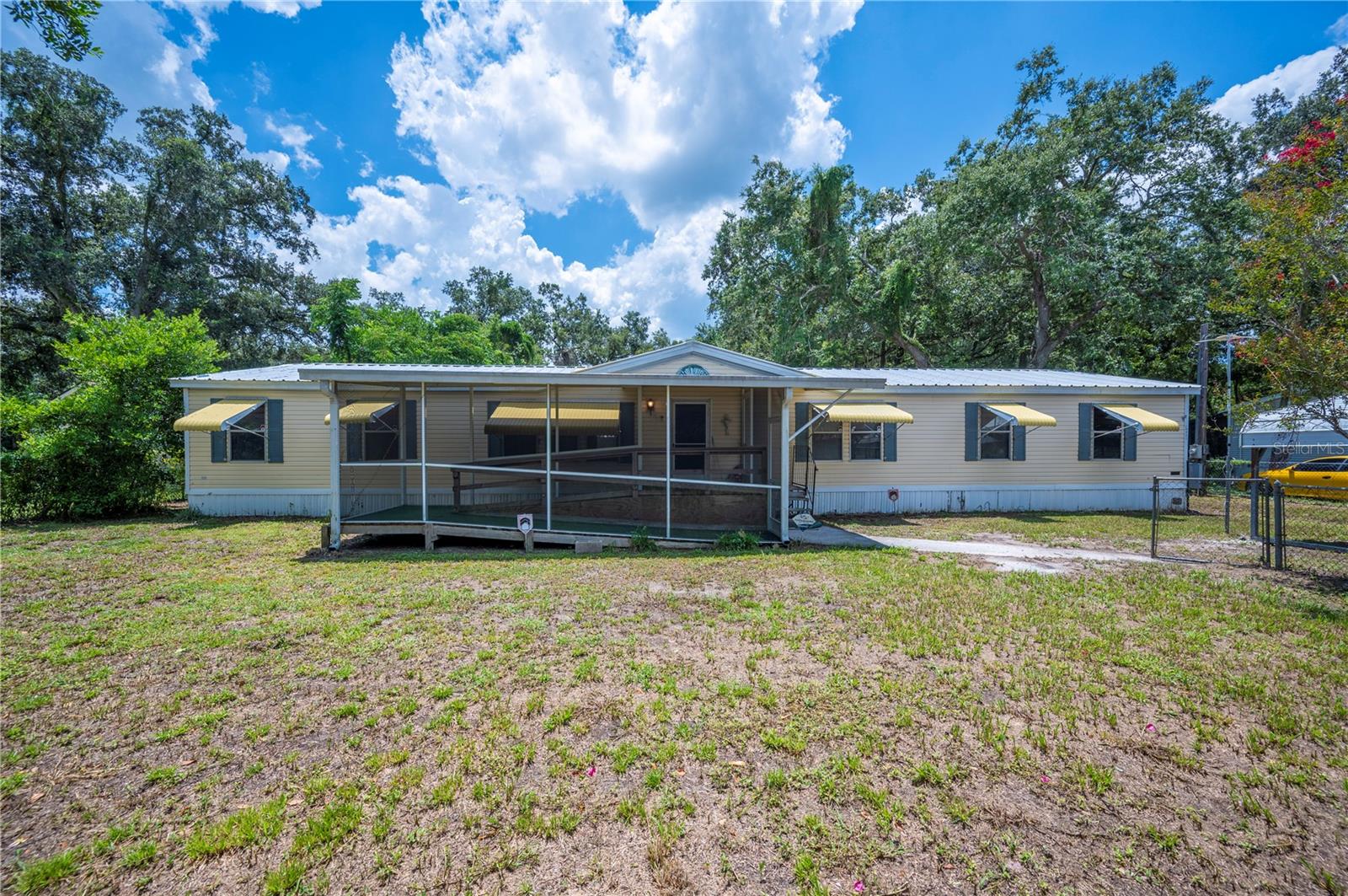 Details for 10031 Fowler Avenue, THONOTOSASSA, FL 33592