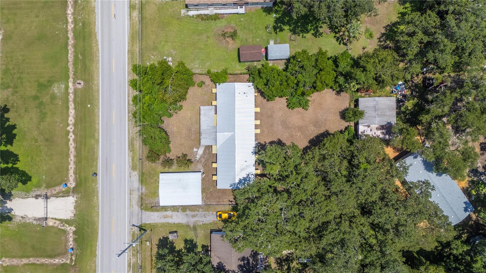 Image 41 of 53 For 10031 Fowler Avenue