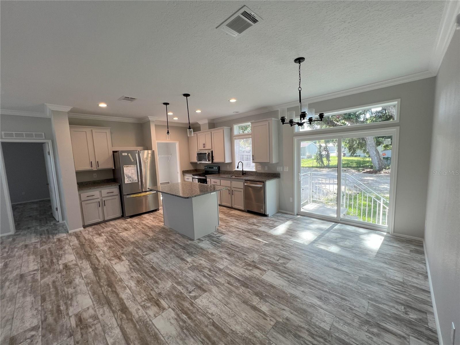 Image 4 of 33 For 7817 Mondale Avenue