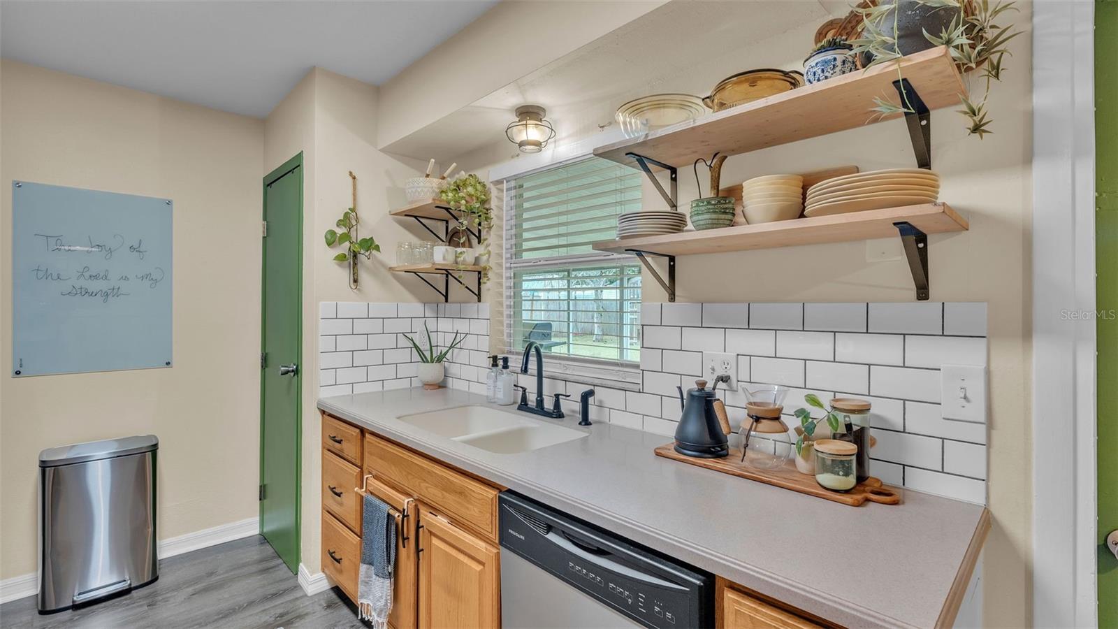 Image 13 of 44 For 2404 View Way