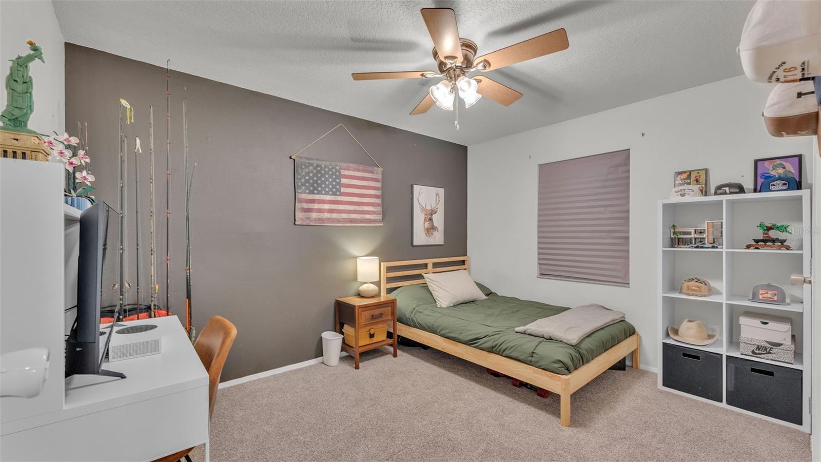 Image 30 of 44 For 2404 View Way