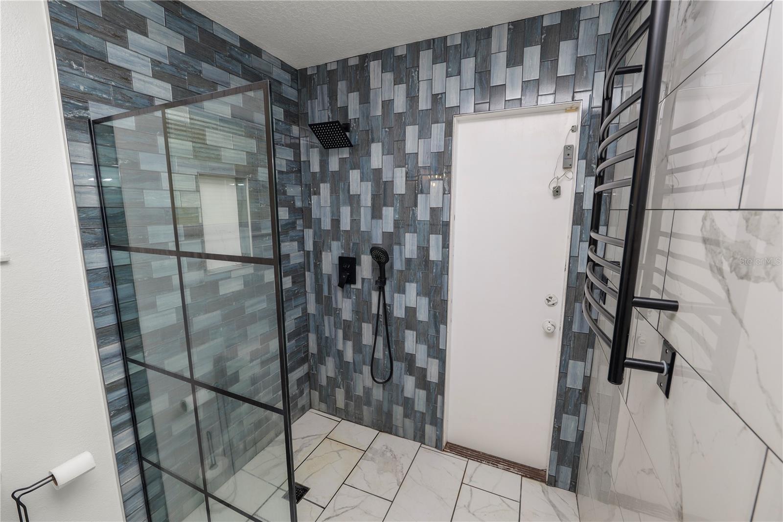 Image 32 of 69 For 18231 Commonwealth Avenue N
