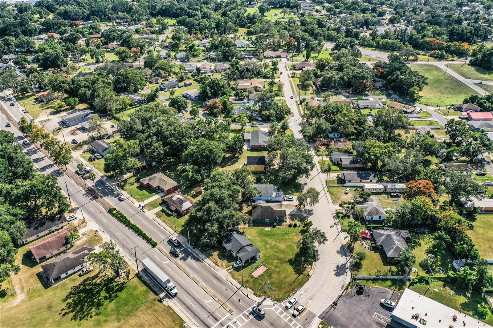 Image 15 of 17 For 1447 Montrose Avenue