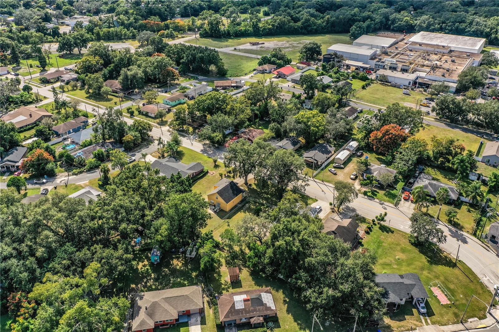 Image 16 of 17 For 1447 Montrose Avenue