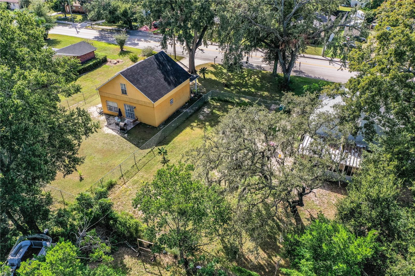 Image 4 of 17 For 1447 Montrose Avenue