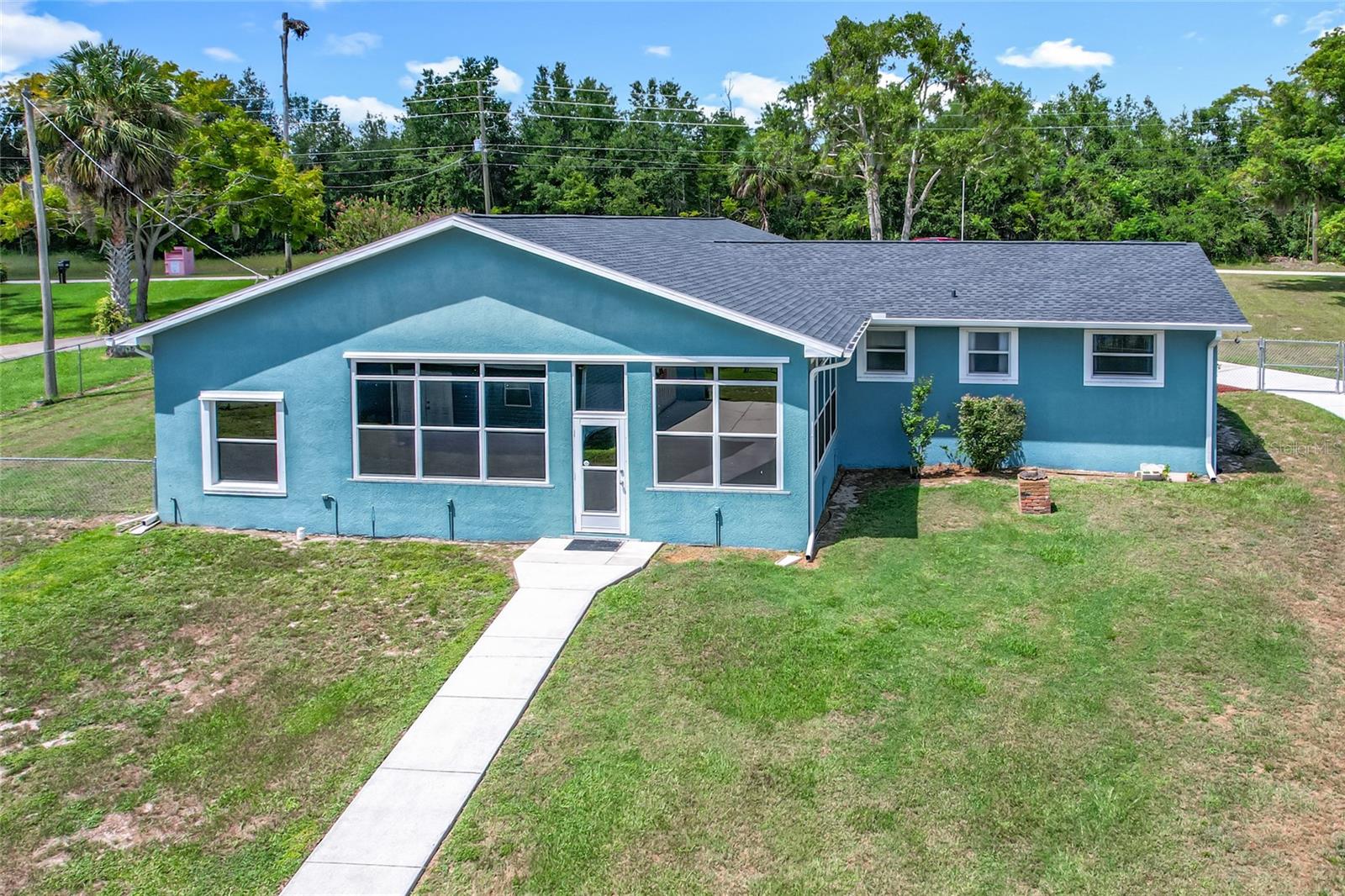 Image 42 of 64 For 1200 Lucerne Loop