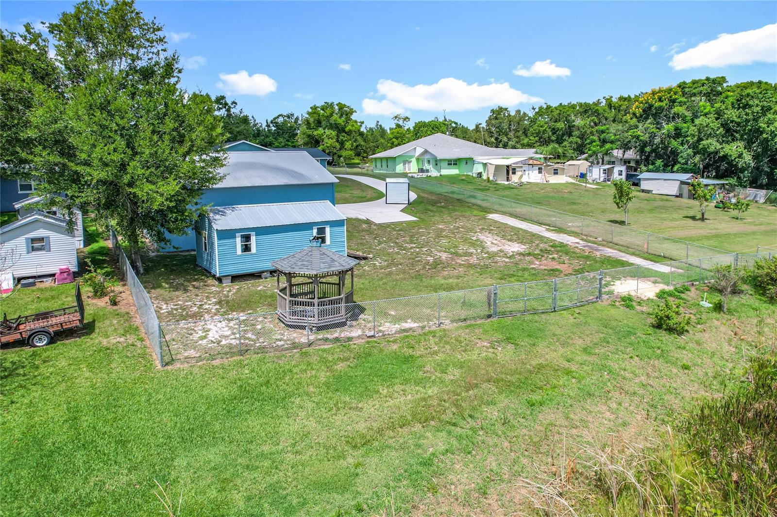 Image 47 of 64 For 1200 Lucerne Loop