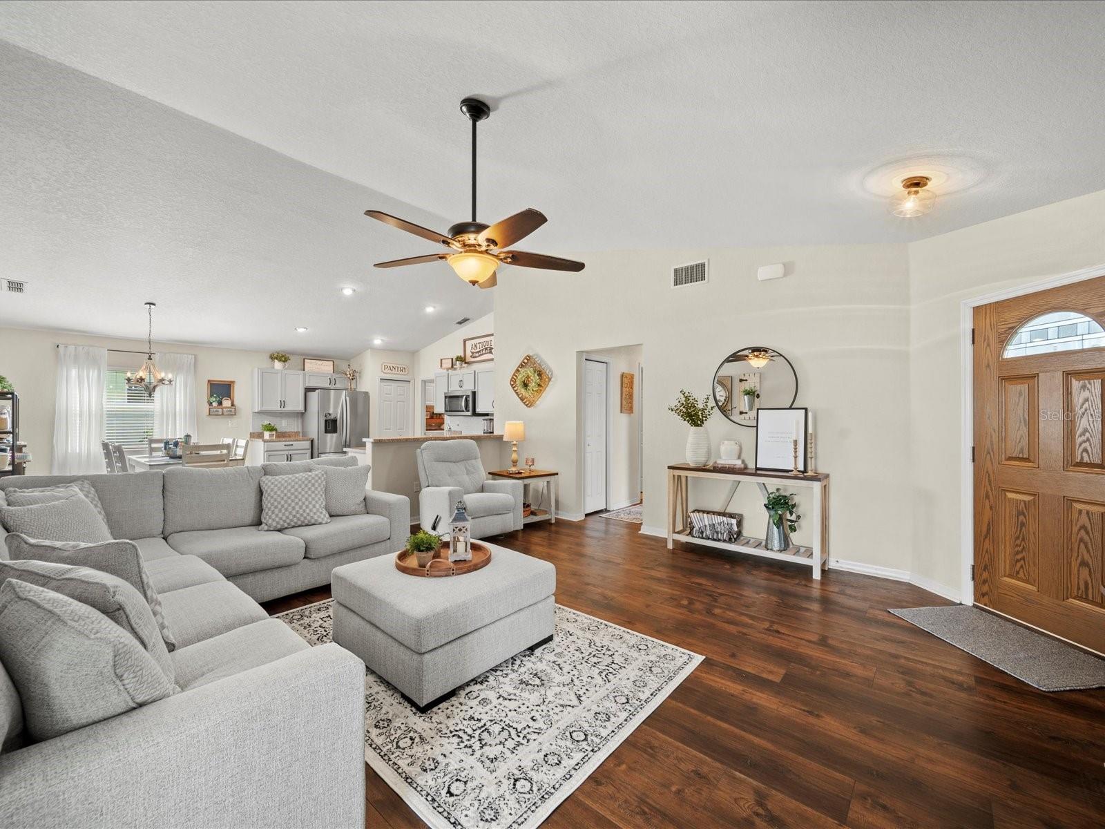 Image 4 of 41 For 3333 Winchester Estates Circle
