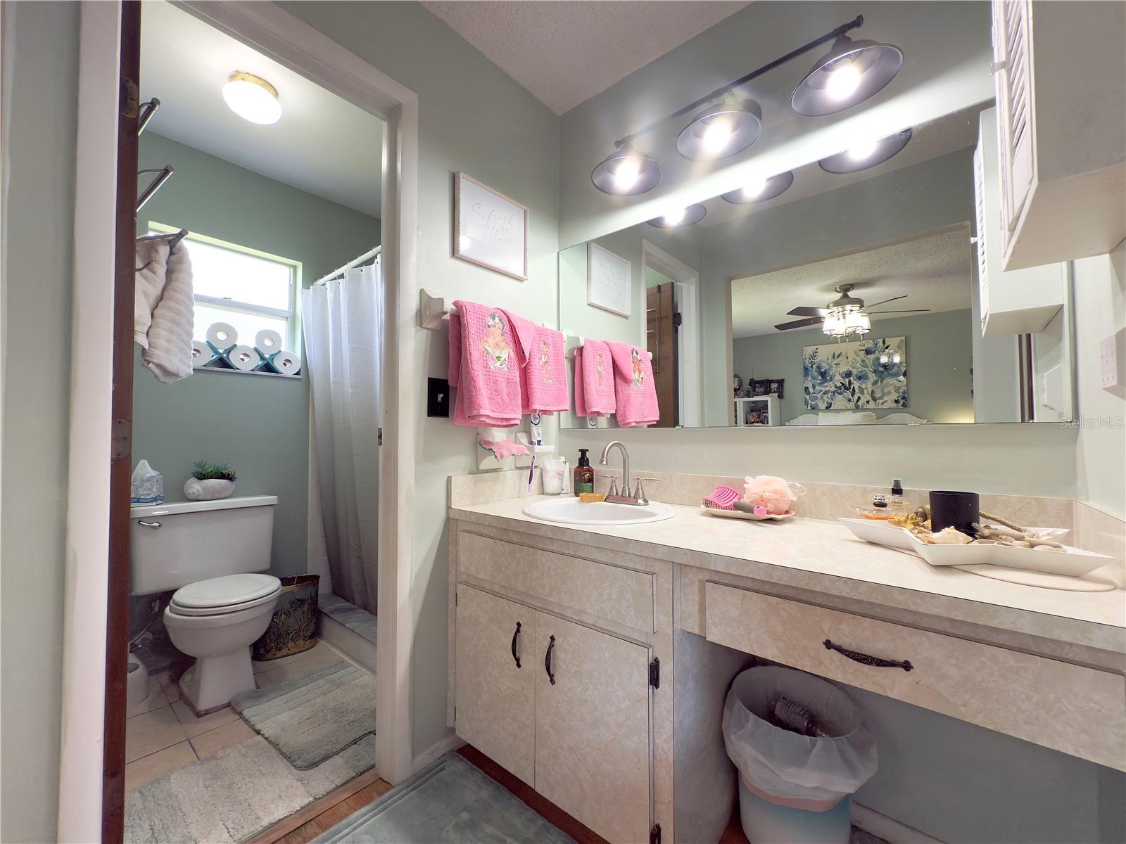 Image 32 of 52 For 2450 Ridgeview Drive