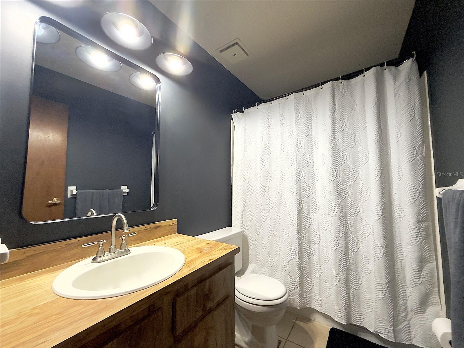 Image 40 of 52 For 2450 Ridgeview Drive