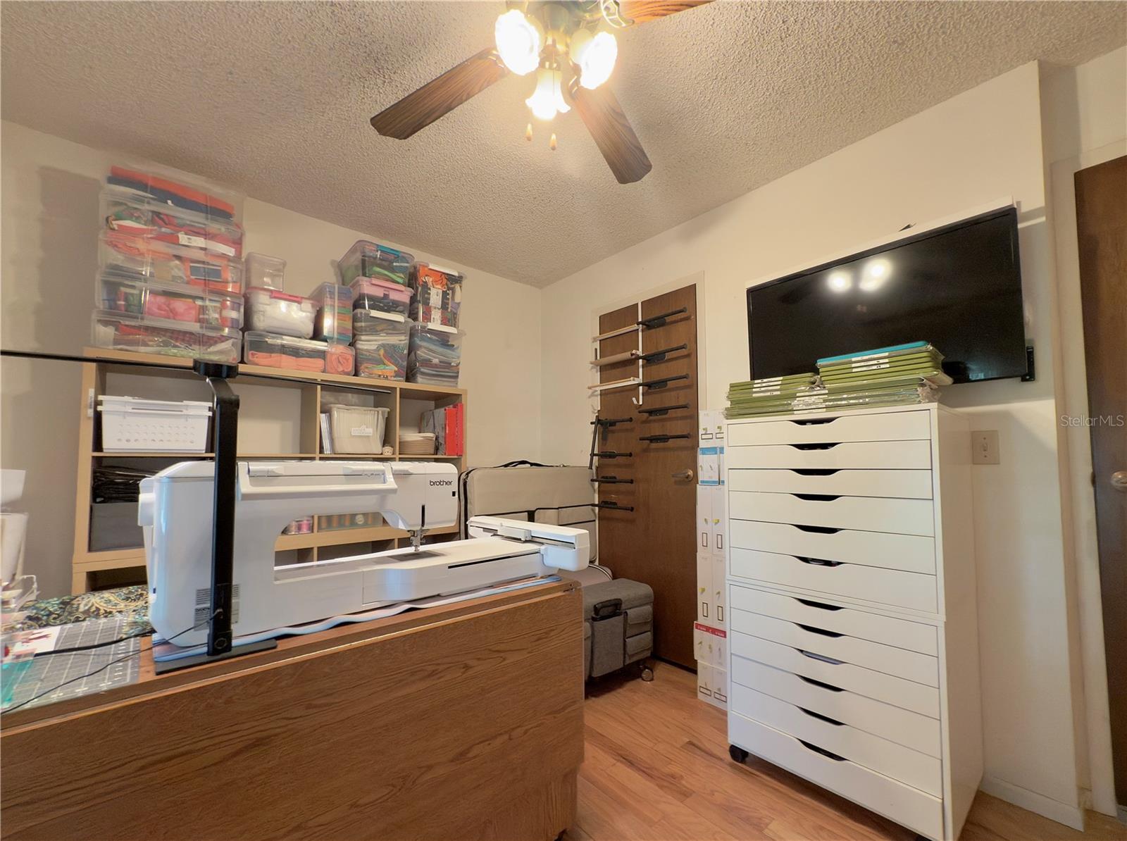 Image 44 of 52 For 2450 Ridgeview Drive