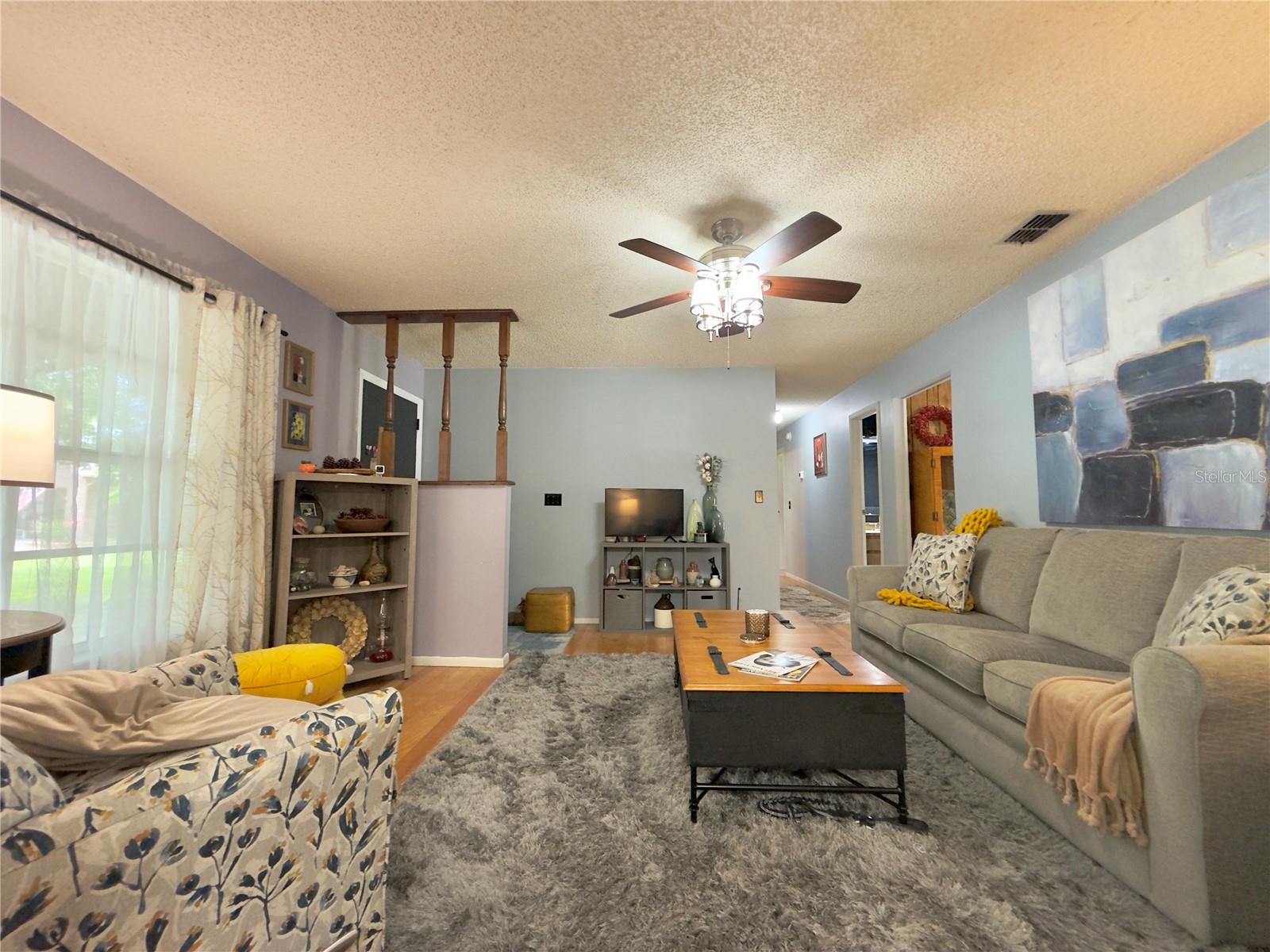Image 7 of 52 For 2450 Ridgeview Drive