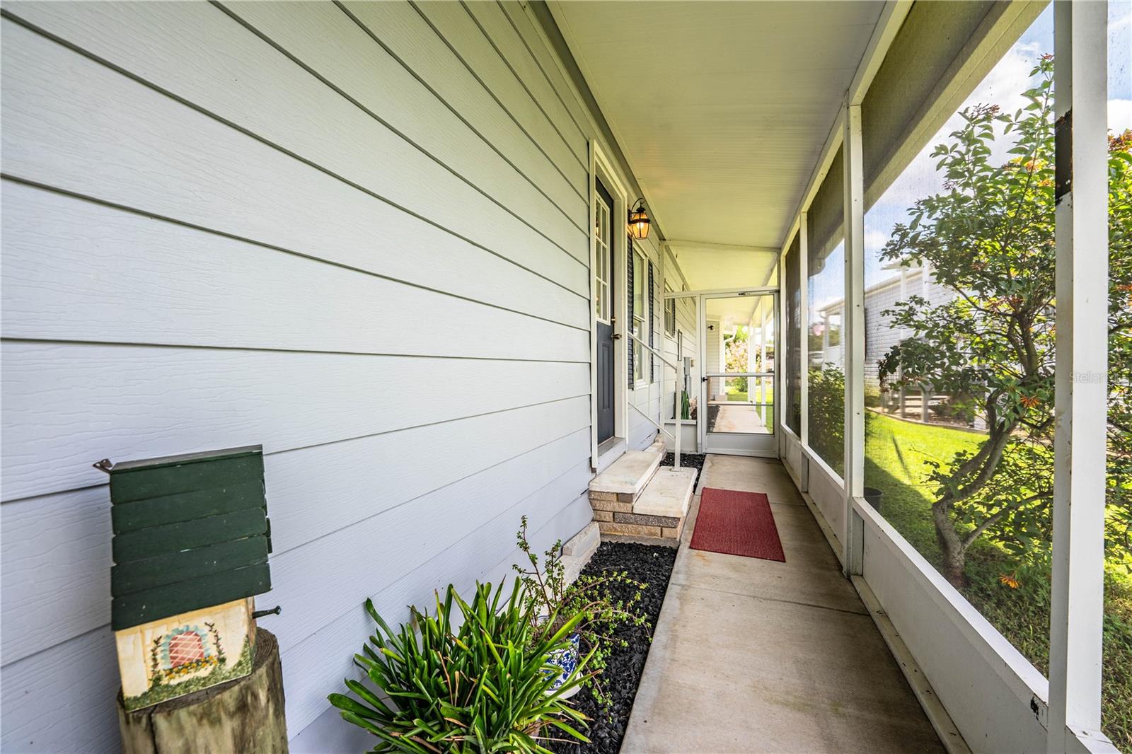 Image 11 of 61 For 2055 Floral Avenue 67