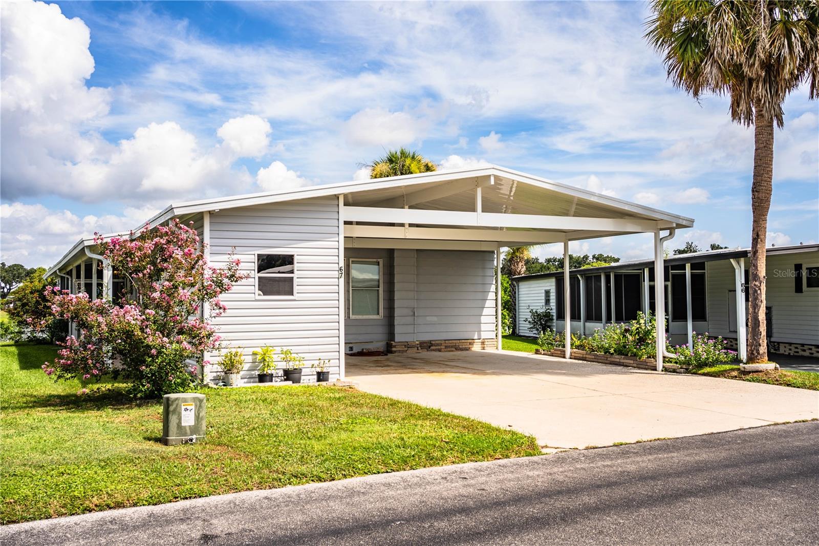 Image 16 of 61 For 2055 Floral Avenue 67