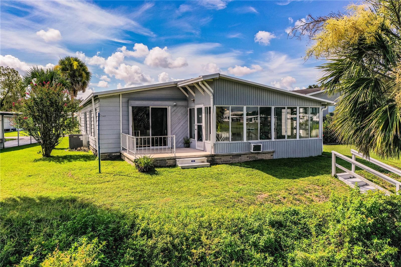 Image 17 of 61 For 2055 Floral Avenue 67