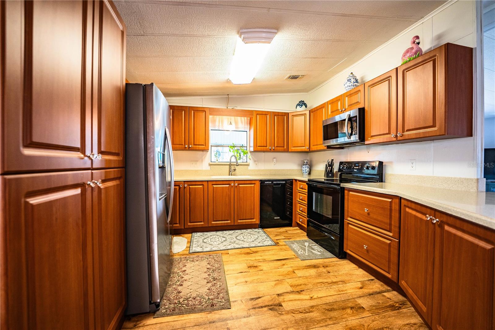 Image 28 of 61 For 2055 Floral Avenue 67