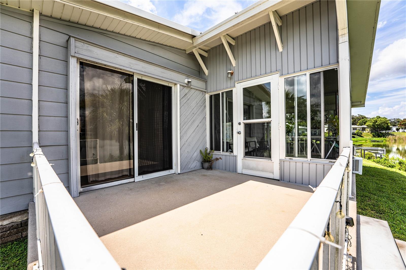 Image 3 of 61 For 2055 Floral Avenue 67